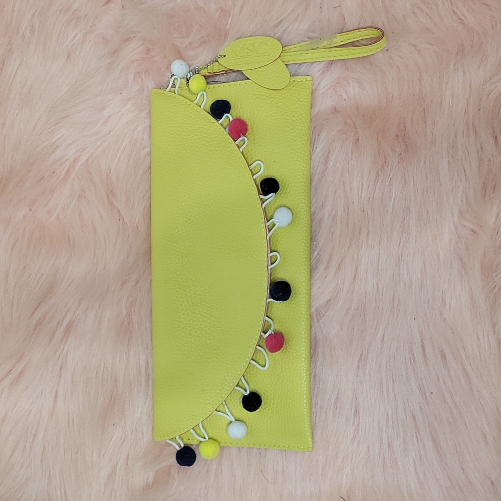 Main street collection  clutch